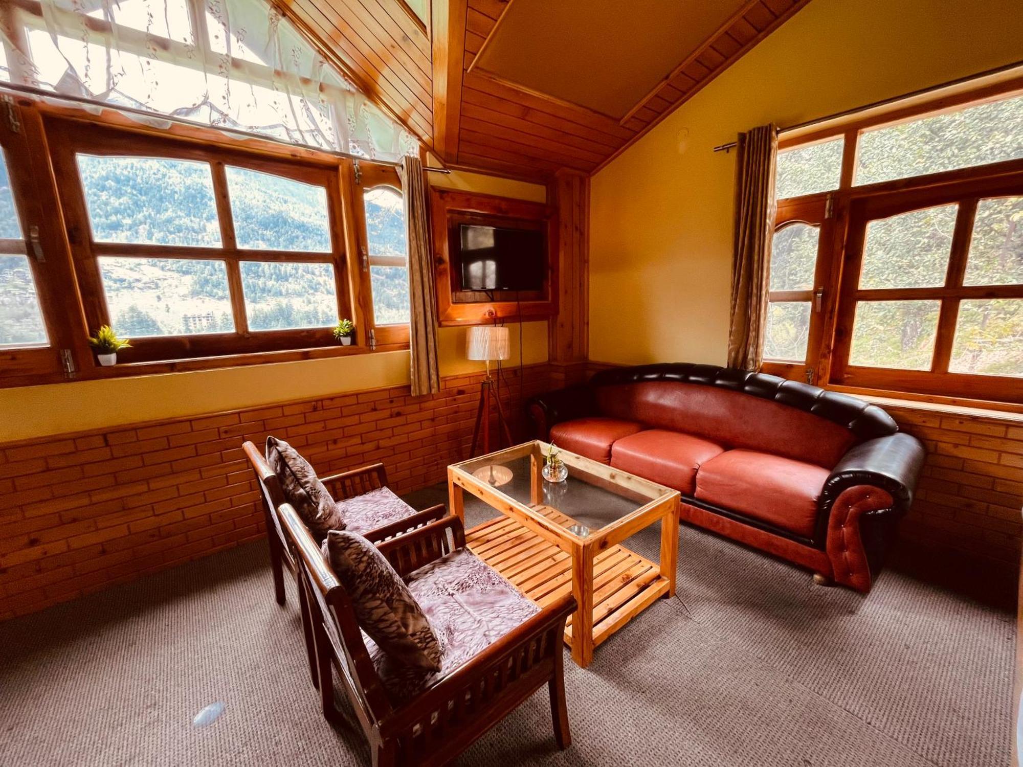 The Hollywood Vibes - #Riverview #Premium Rooms #Prime Location #Most Awarded #Parking #Top Rated #Open Terrace #Best Selling Hotel In Manali Zewnętrze zdjęcie