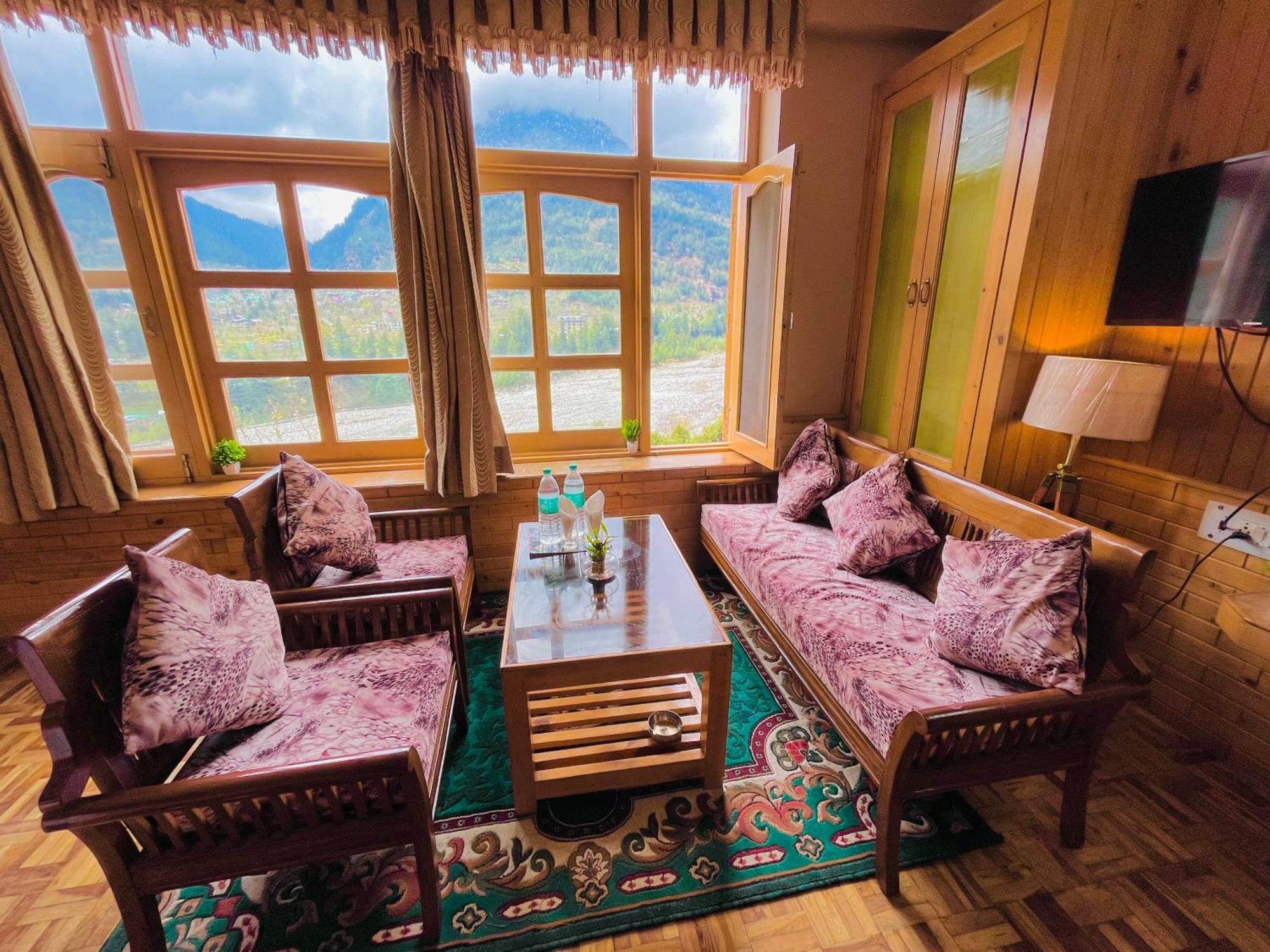 The Hollywood Vibes - #Riverview #Premium Rooms #Prime Location #Most Awarded #Parking #Top Rated #Open Terrace #Best Selling Hotel In Manali Zewnętrze zdjęcie