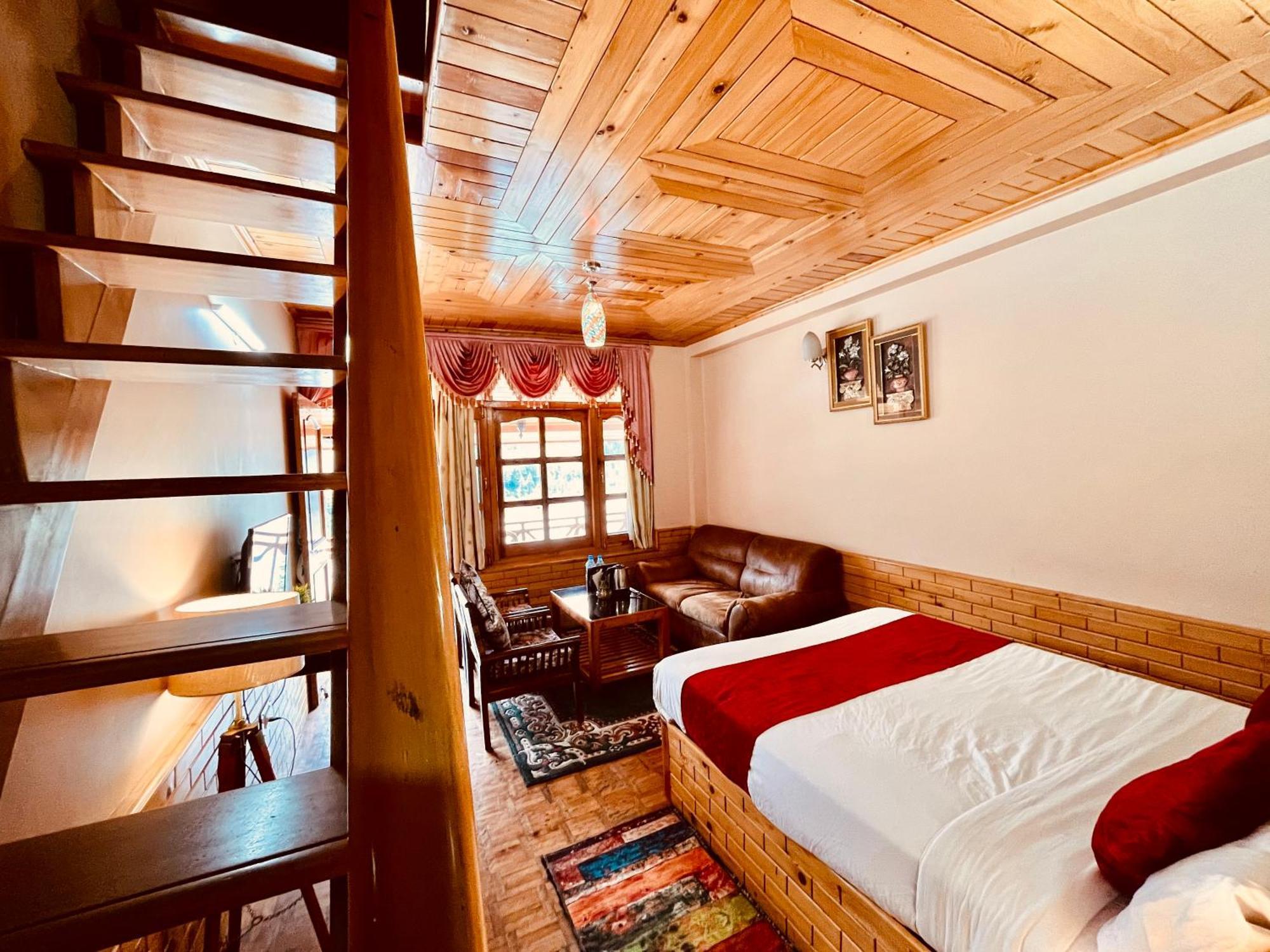 The Hollywood Vibes - #Riverview #Premium Rooms #Prime Location #Most Awarded #Parking #Top Rated #Open Terrace #Best Selling Hotel In Manali Zewnętrze zdjęcie