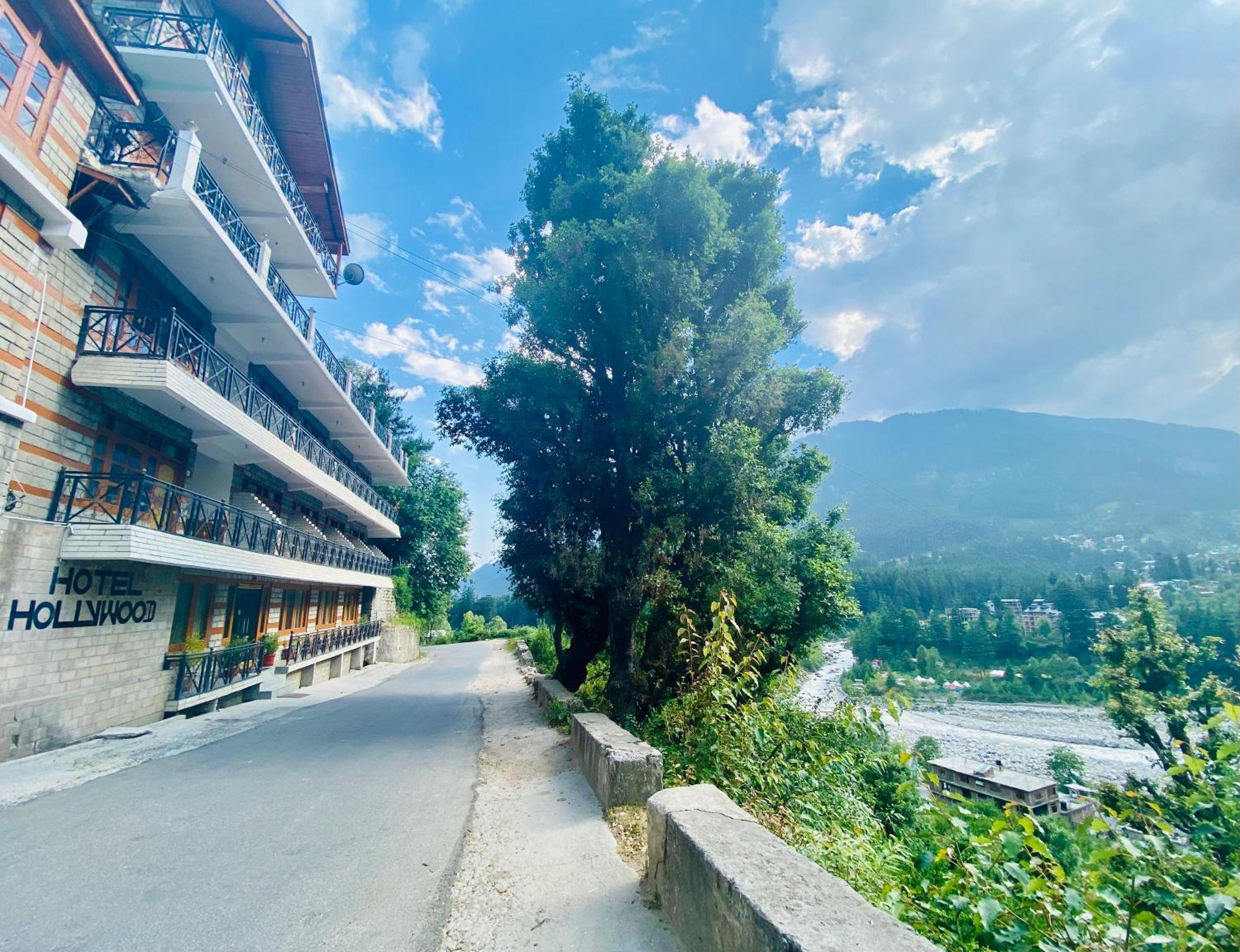 The Hollywood Vibes - #Riverview #Premium Rooms #Prime Location #Most Awarded #Parking #Top Rated #Open Terrace #Best Selling Hotel In Manali Zewnętrze zdjęcie