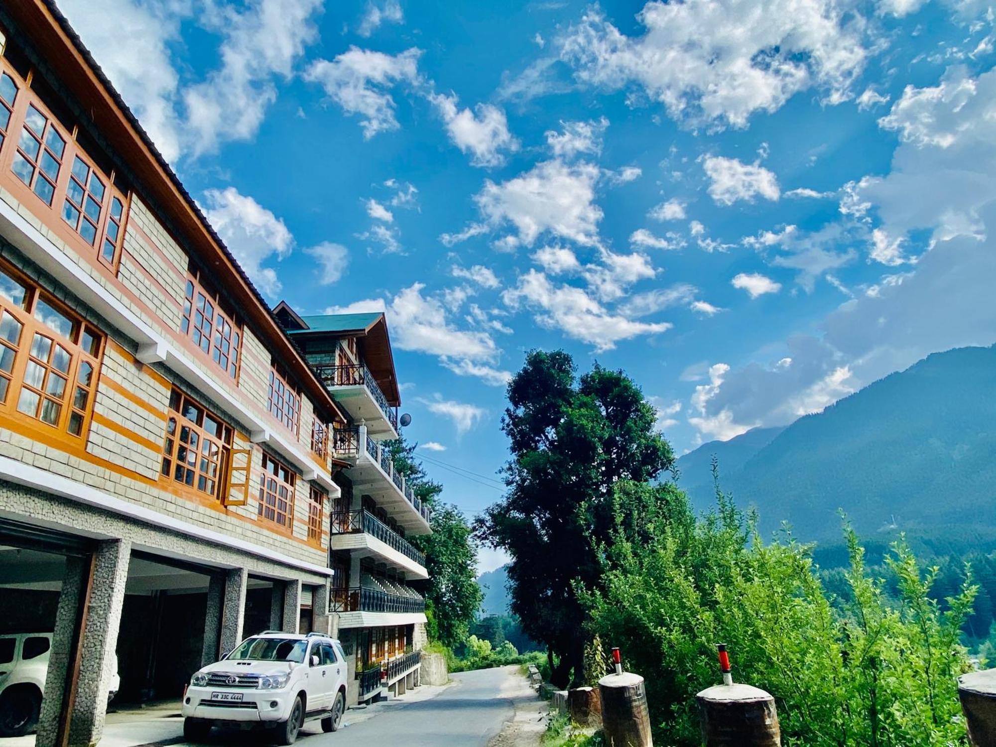 The Hollywood Vibes - #Riverview #Premium Rooms #Prime Location #Most Awarded #Parking #Top Rated #Open Terrace #Best Selling Hotel In Manali Zewnętrze zdjęcie